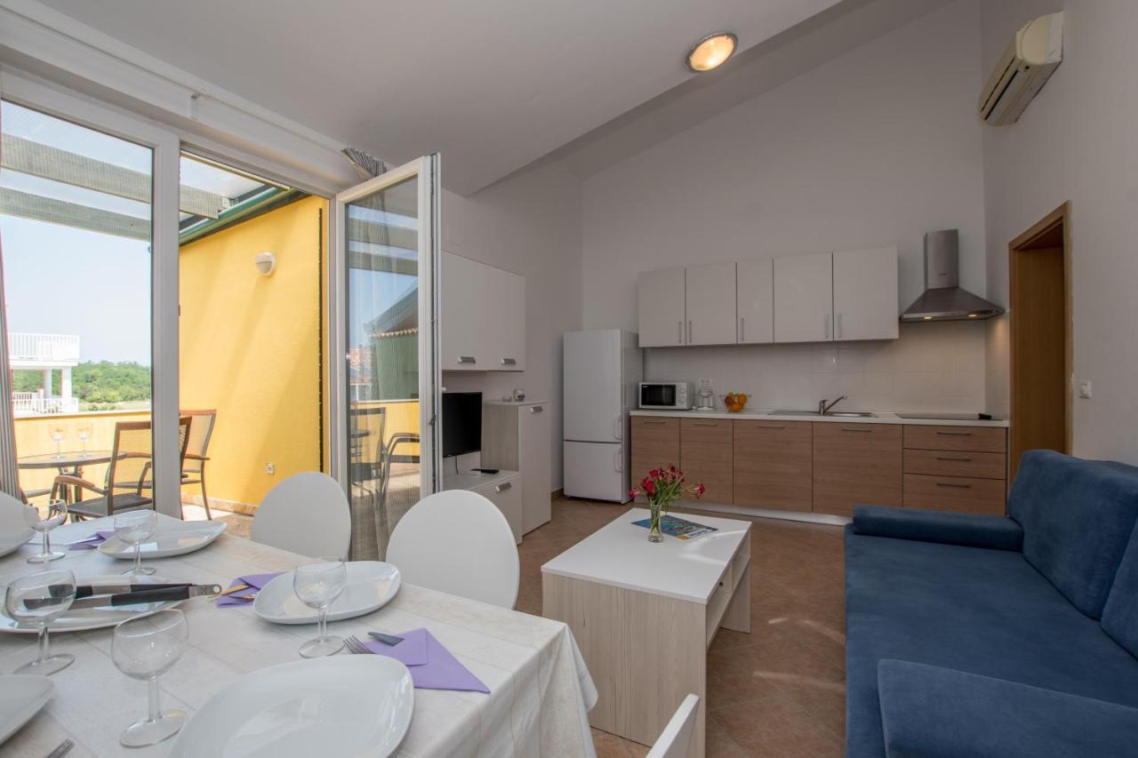 Villas Faro Bašanija المظهر الخارجي الصورة